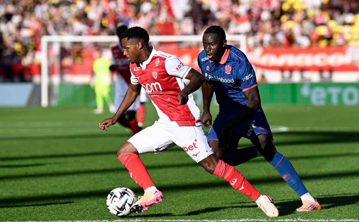 22岁巴萨旧将法蒂在法甲赛场独领风骚，率队2场不败