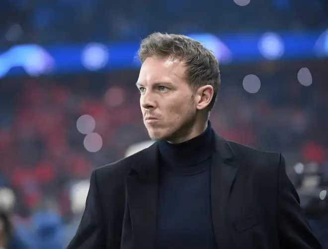 13轮不败+5分追冠！62岁穆帅封神，利物浦还能等来他吗？